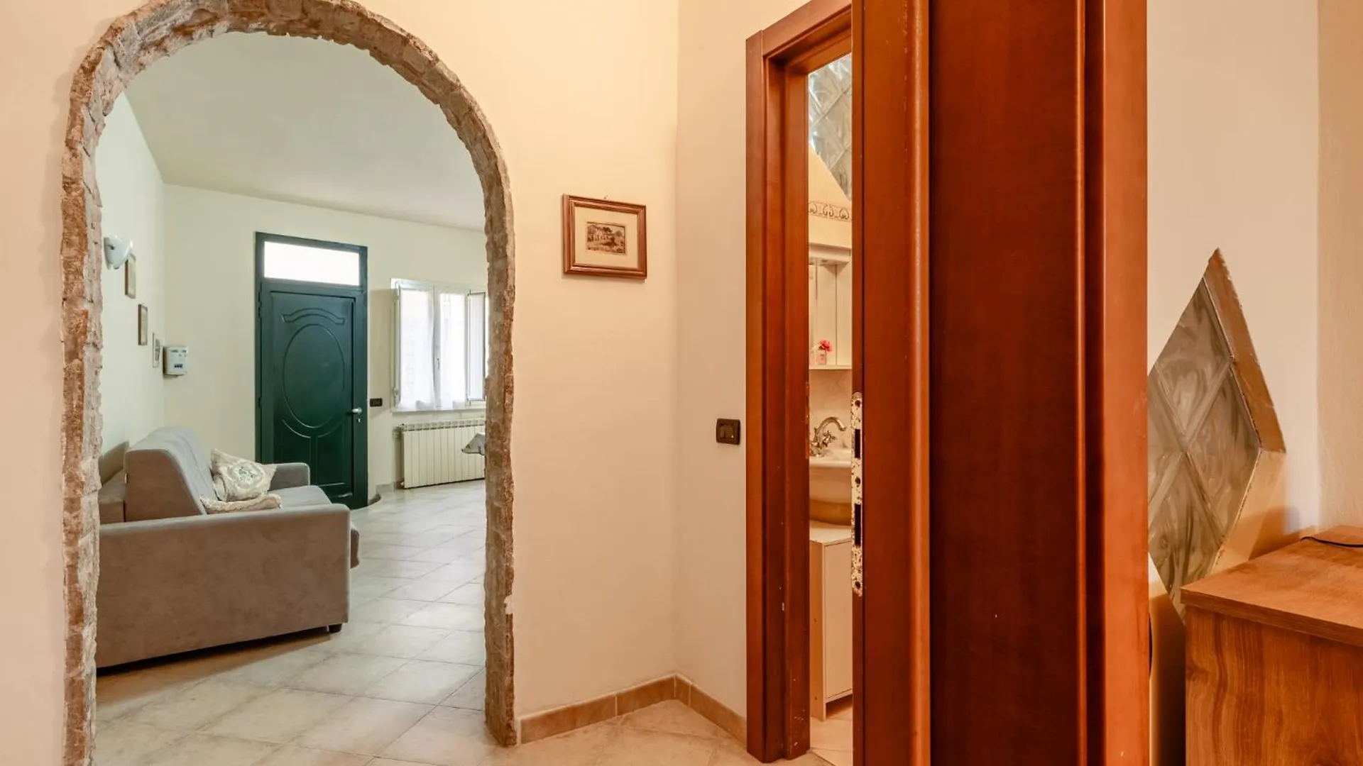 Casa Angeli - By The River Lucca Italy