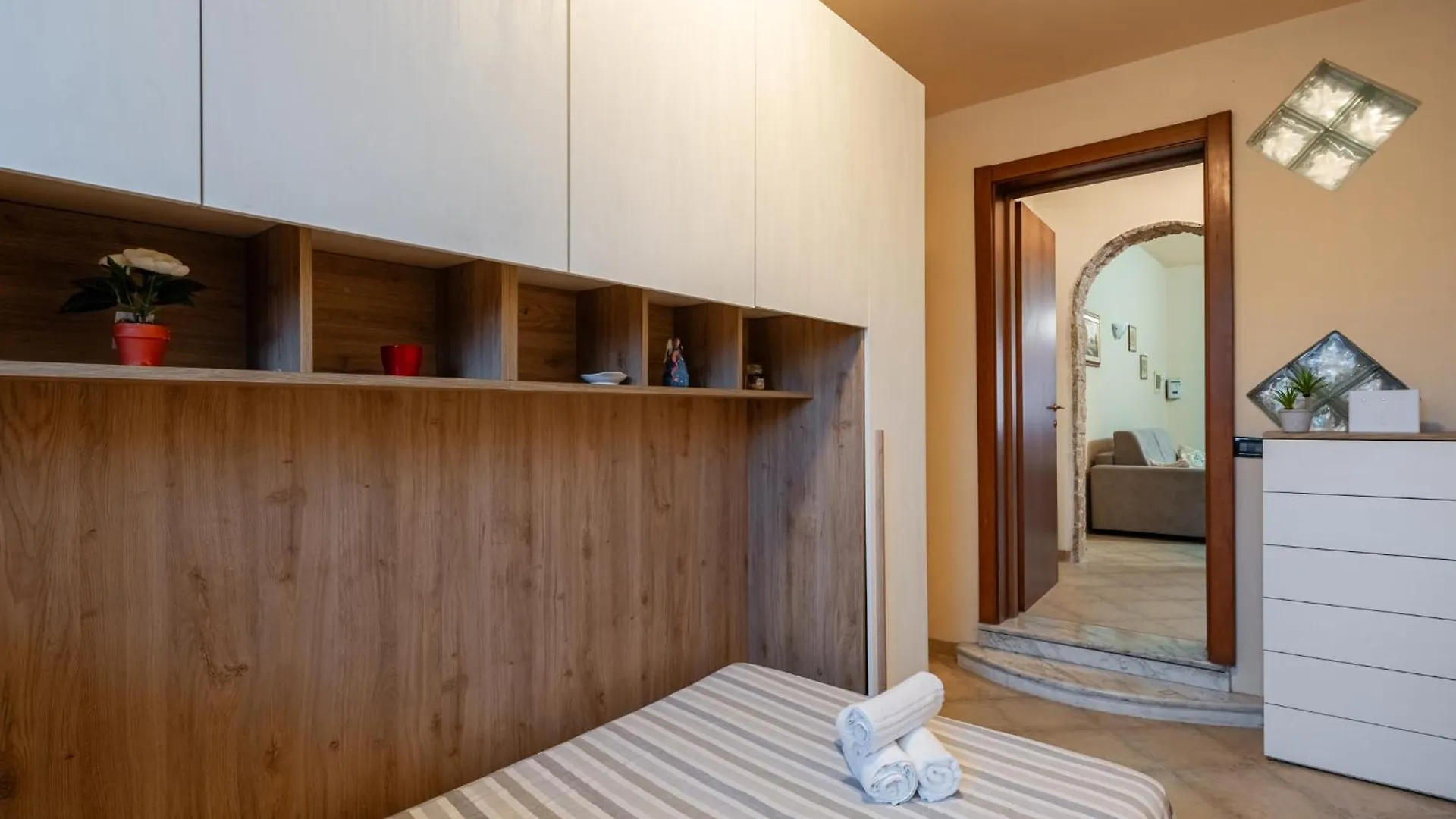 Apartment Casa Angeli - By The River Lucca Italy
